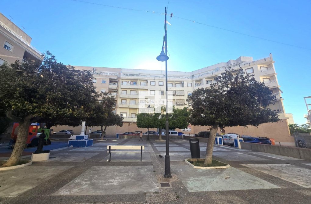 Herverkoop - Appartement - Torrevieja - Centro