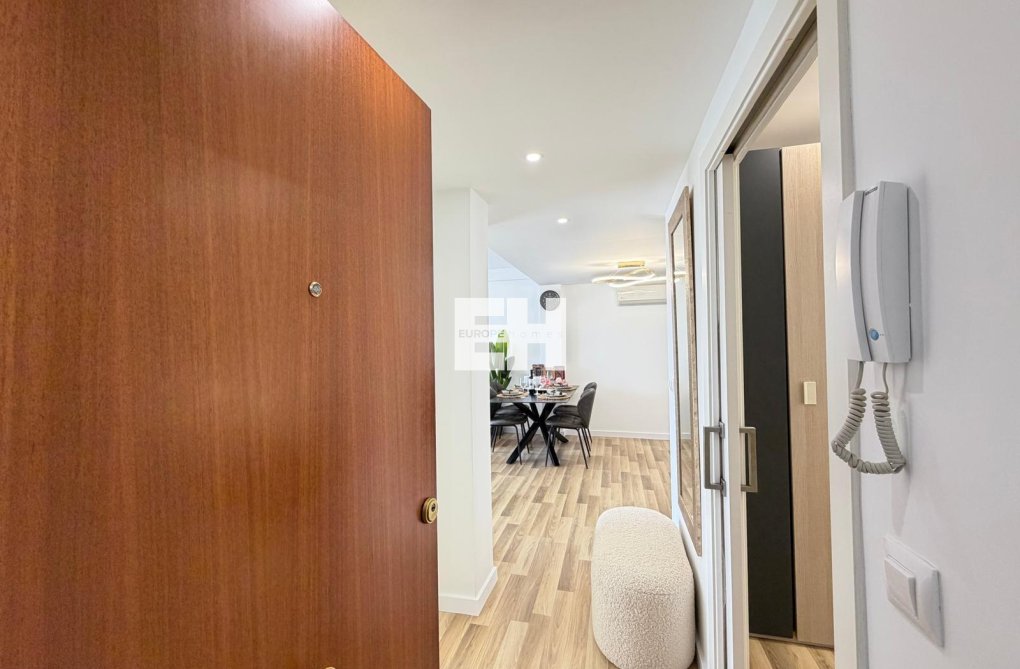 Herverkoop - Appartement - Torrevieja - Centro