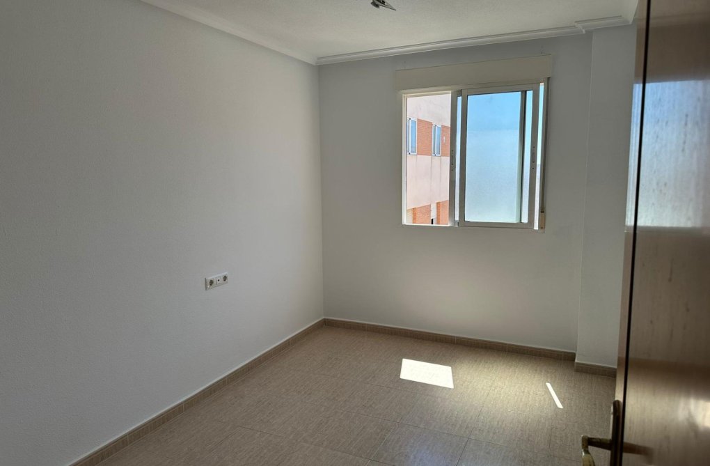 Herverkoop - Appartement - Torrevieja - Centro