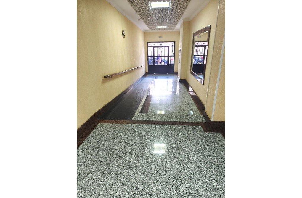 Herverkoop - Appartement - Torrevieja - Centro