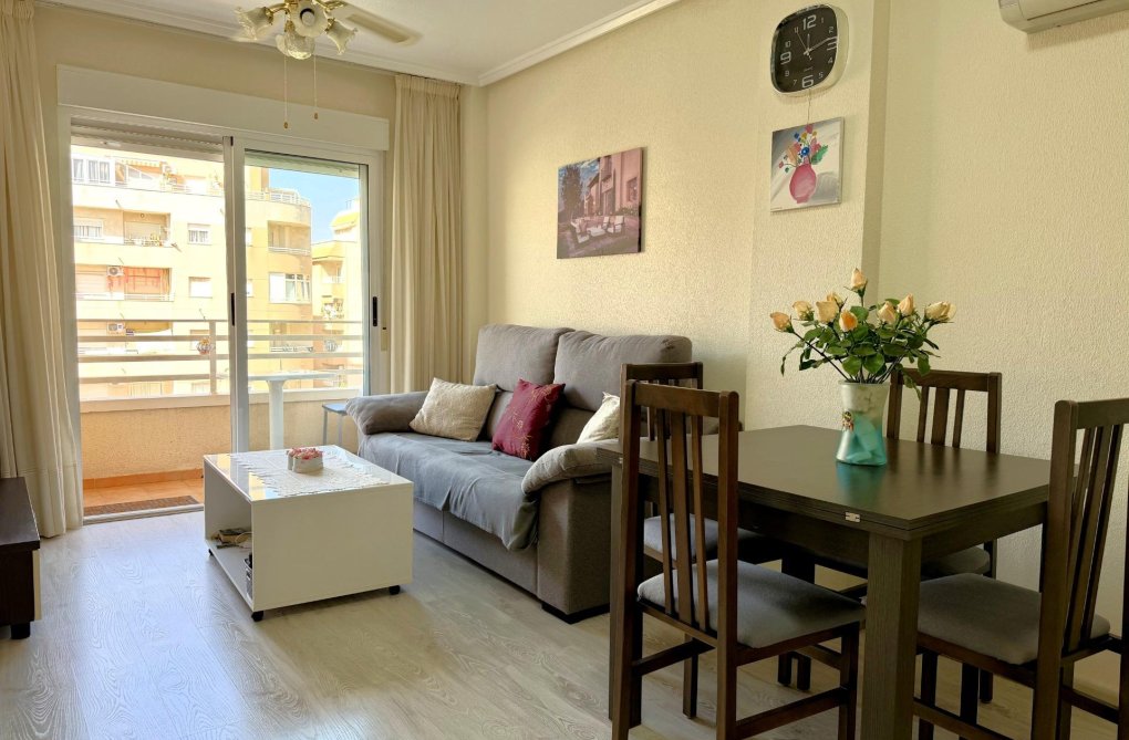 Herverkoop - Appartement - Torrevieja - El Molino