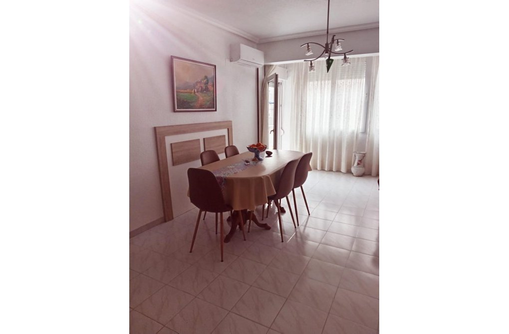 Herverkoop - Appartement - Torrevieja - Estacion De Autobuses