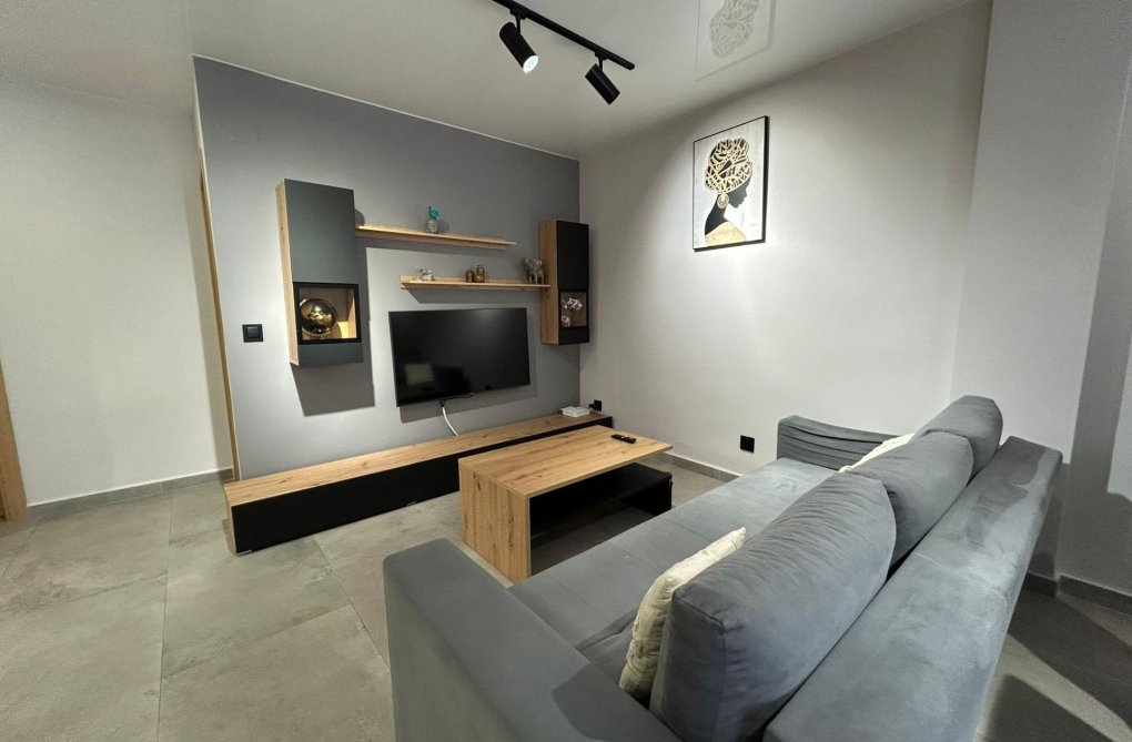 Herverkoop - Appartement - Torrevieja - Estacion De Autobuses