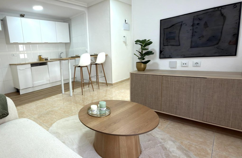Herverkoop - Appartement - Torrevieja - Habaneras