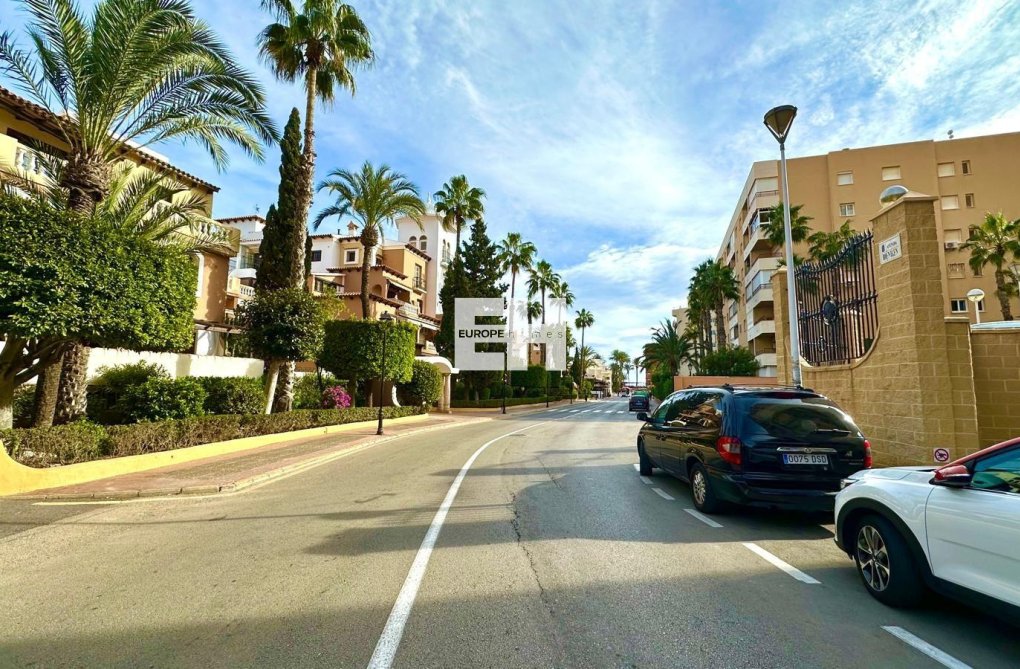 Herverkoop - Appartement - Torrevieja - Los Frutales