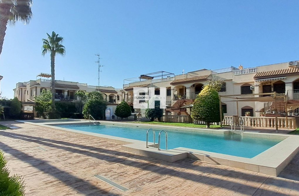 Herverkoop - Appartement - Torrevieja - Parque Acuático - Sector 25