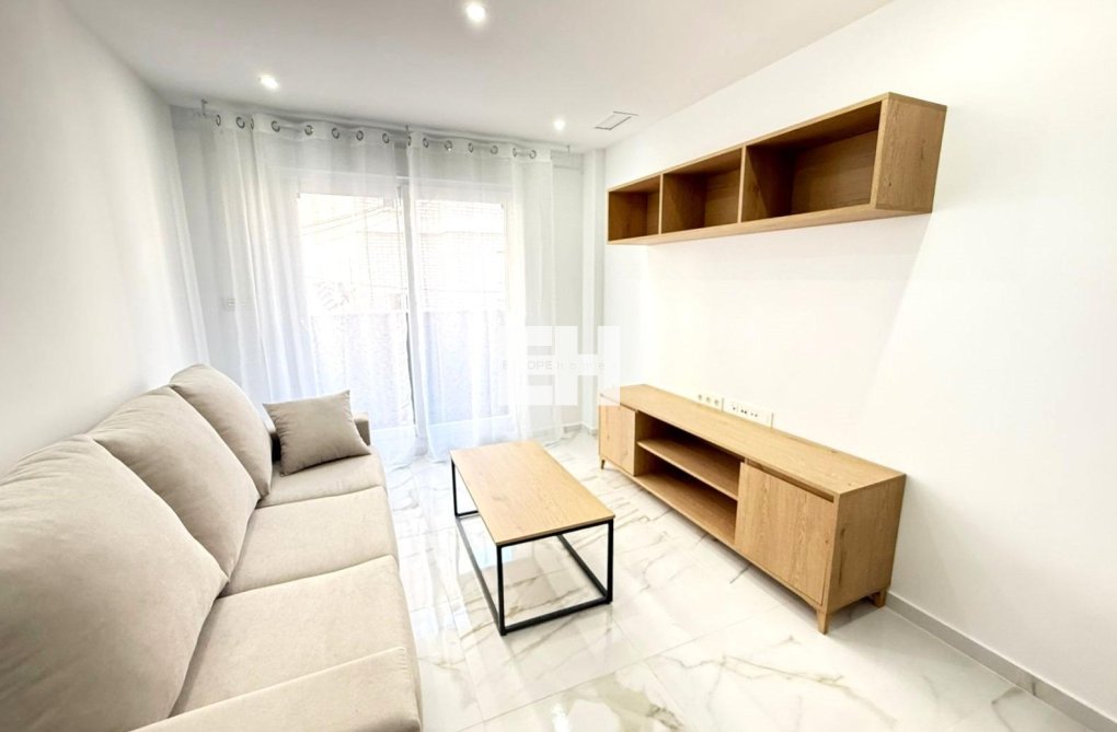 Herverkoop - Appartement - Torrevieja - Parque De Las Naciones