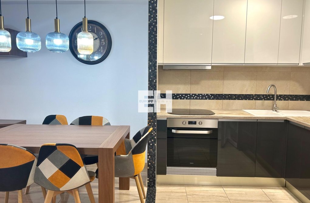 Herverkoop - Appartement - Torrevieja - Playa del Cura