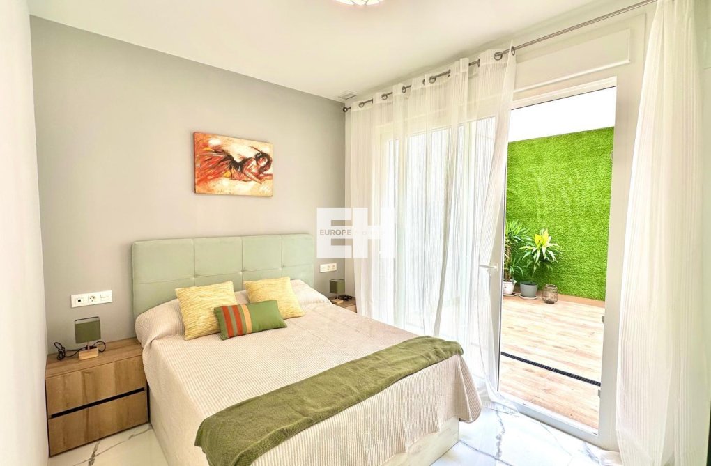 Herverkoop - Appartement - Torrevieja - Playa del Cura