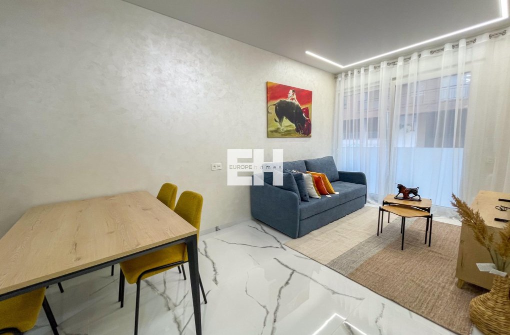 Herverkoop - Appartement - Torrevieja - Playa del Cura