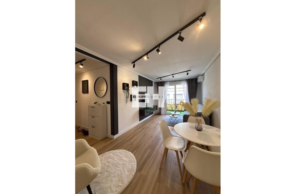 Herverkoop - Appartement - Torrevieja - Playa del Cura