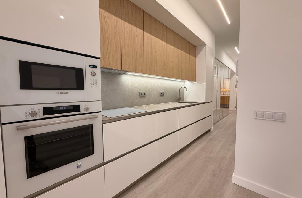 Herverkoop - Appartement - Torrevieja - Playa del Cura