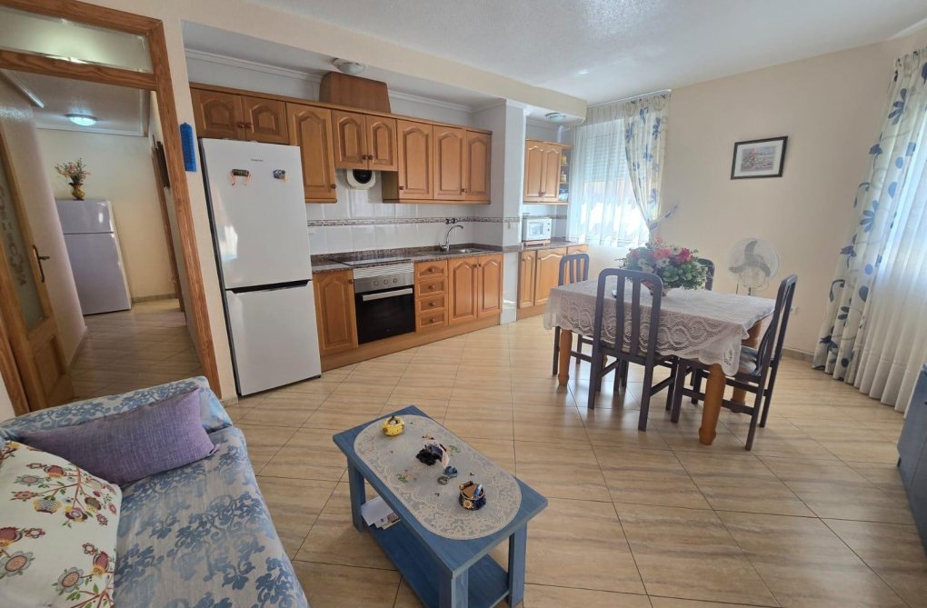 Herverkoop - Appartement - Torrevieja - Playa del Cura