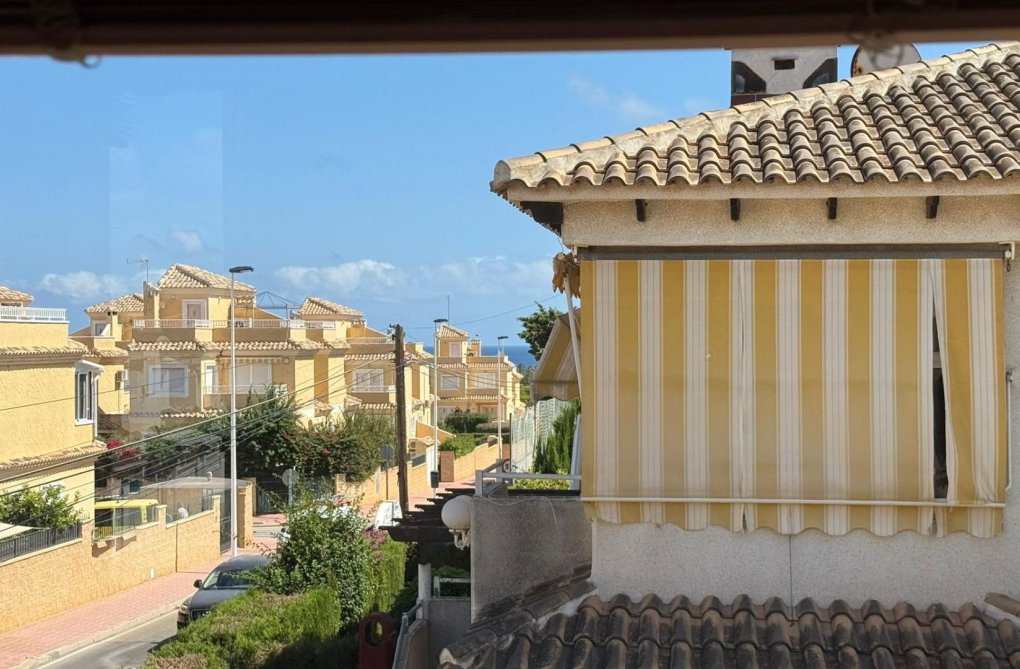 Herverkoop - Bungalow - Torrevieja - Punta Prima