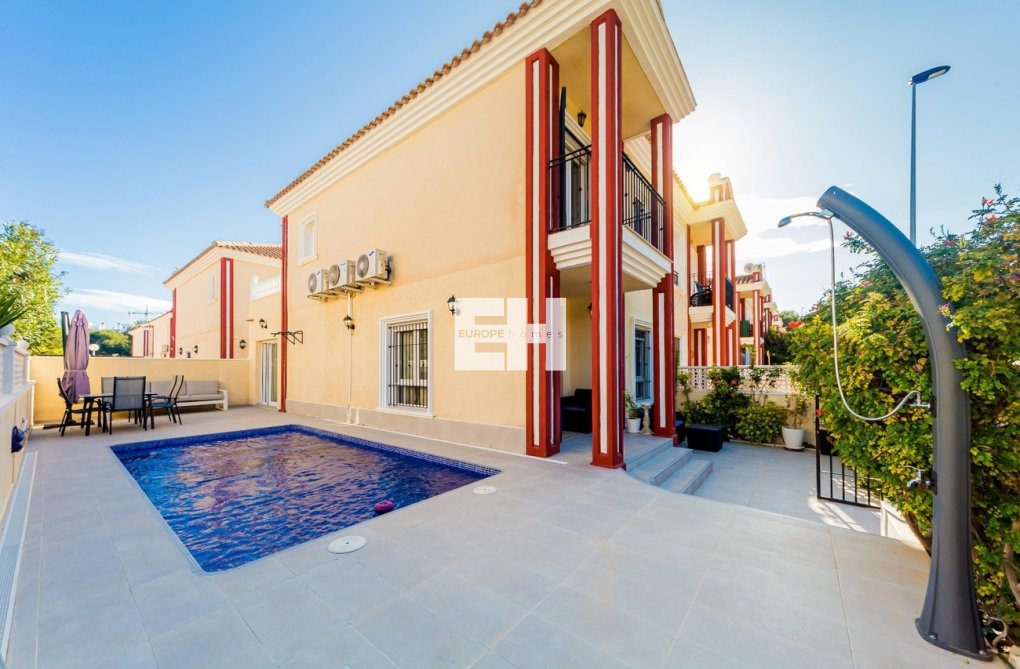 Herverkoop - Duplex - Dehesa de Campoamor - Costa Blanca