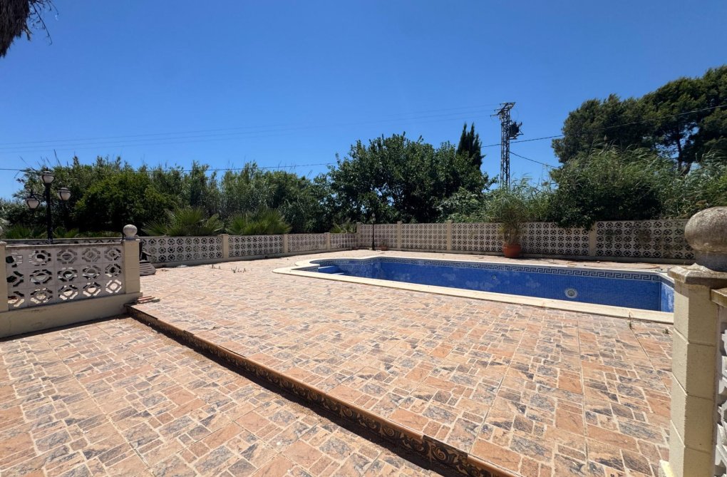 Herverkoop - Finca - Dolores - Comunidad Valenciana