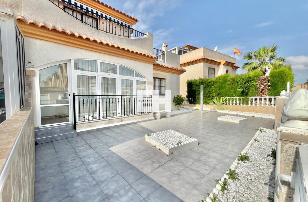 Herverkoop - Quad House - Orihuela Costa - Playa Flamenca