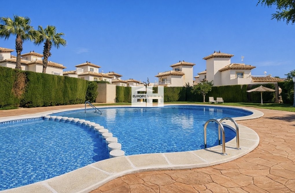 Herverkoop - Quad House - Orihuela Costa - Villa's San Jose IV