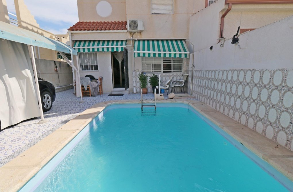 Herverkoop - Quad House - Torrevieja - Torretas