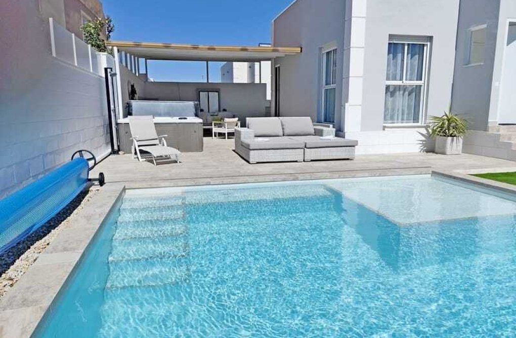 Herverkoop - Quad Villa - Sierra Golf - Costa Calida