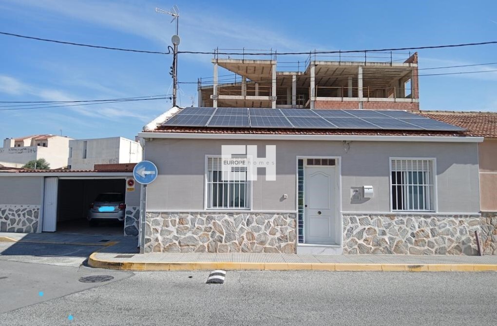 Herverkoop - Semi Detached - Los Montesinos - PUEBLO CENTRO