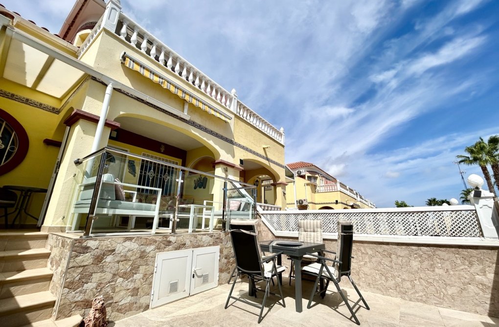 Herverkoop - town house - Cabo Roig - Costa Blanca