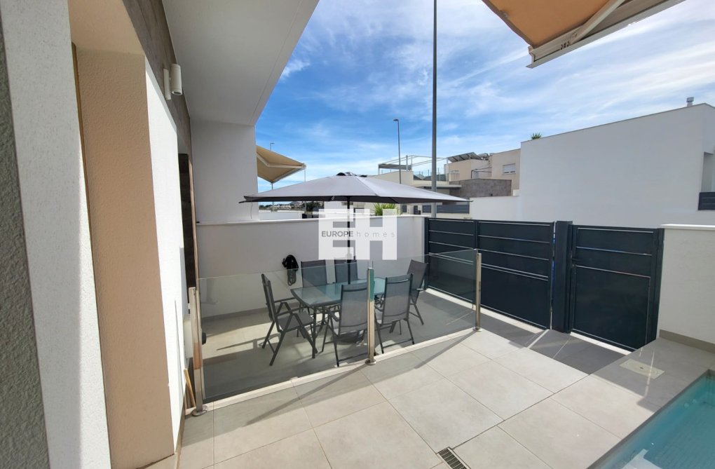 Herverkoop - town house - Daya Vieja - Costa Blanca