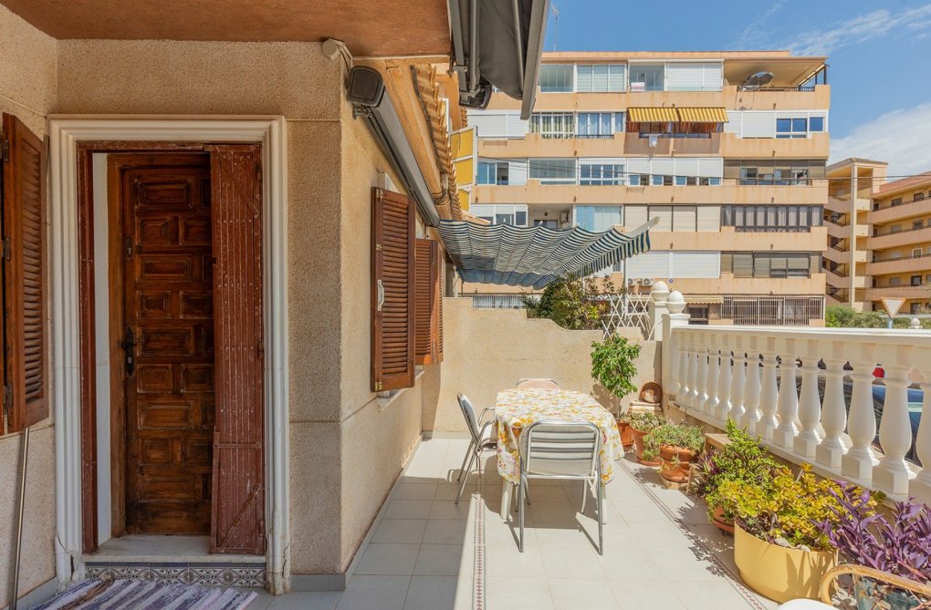 Herverkoop - town house - La Mata - Costa Blanca