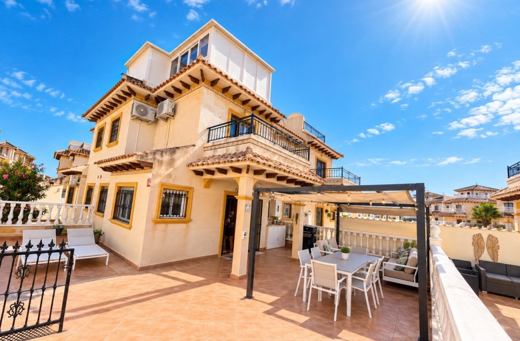 Herverkoop - town house - La Zenia - Costa Blanca