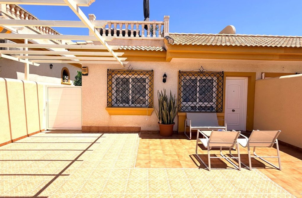 Herverkoop - town house - Los Montesinos - Costa Blanca