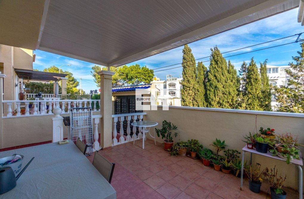 Herverkoop - town house - Orihuela Costa - Costa Blanca