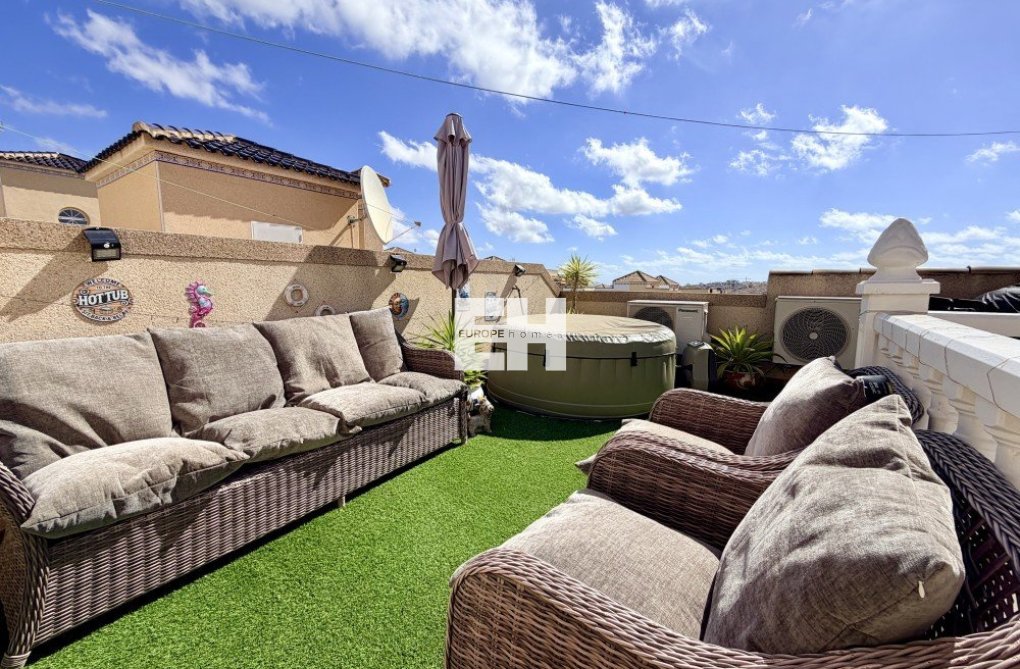Herverkoop - town house - Orihuela Costa - Costa Blanca