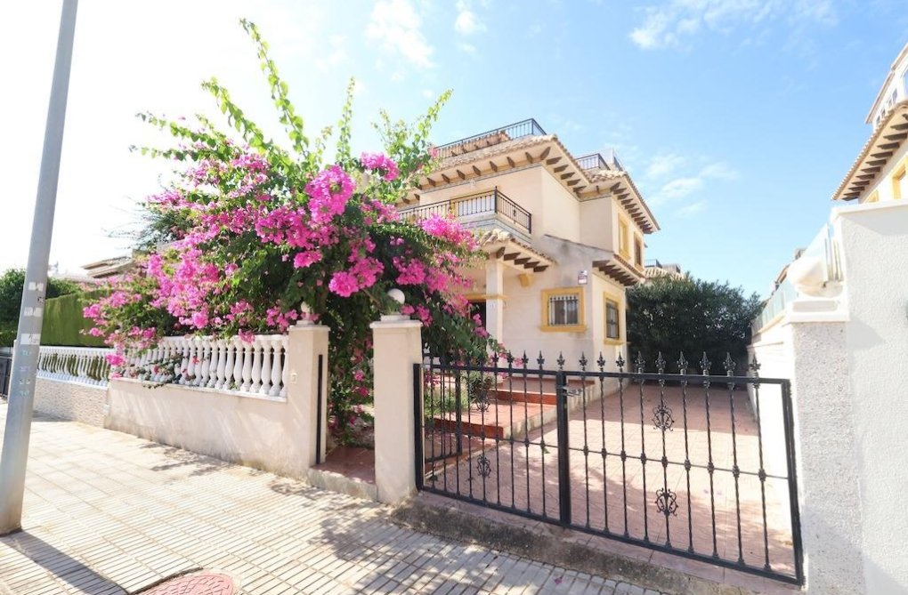 Herverkoop - town house - Orihuela Costa - Costa Blanca