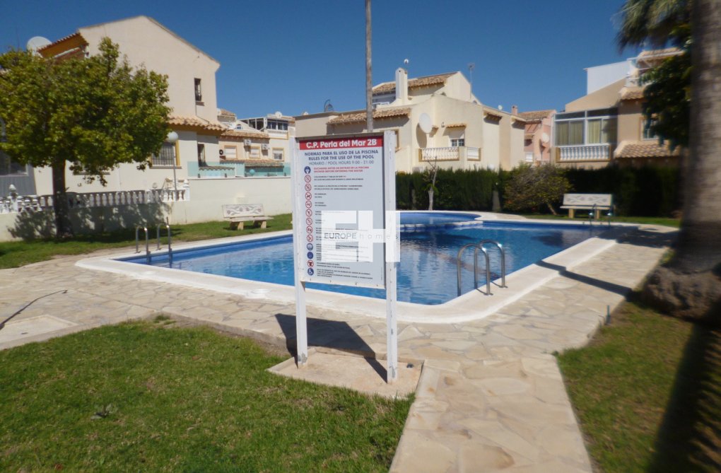 Herverkoop - town house - Playa Flamenca - Costa Blanca