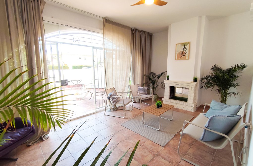 Herverkoop - town house - Playa Flamenca - Costa Blanca