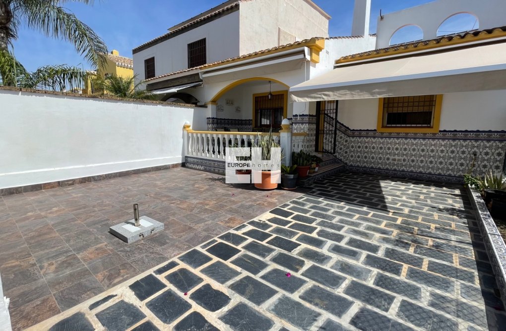 Herverkoop - town house - Torre de la Horadada - Costa Blanca