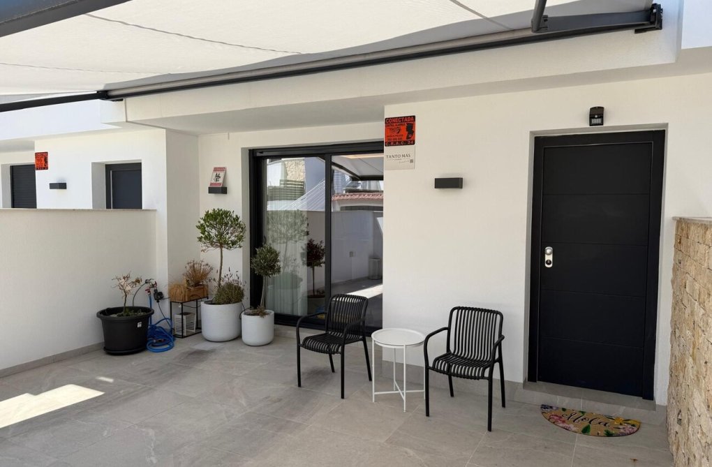 Herverkoop - town house - Torre de la Horadada - Costa Blanca