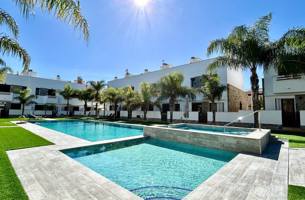 Herverkoop - town house - Torre de la Horadada - Costa Blanca