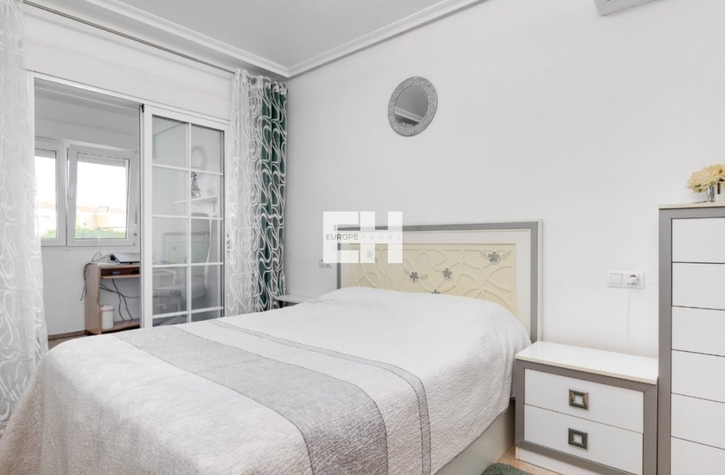 Herverkoop - town house - Torrevieja - Costa Blanca