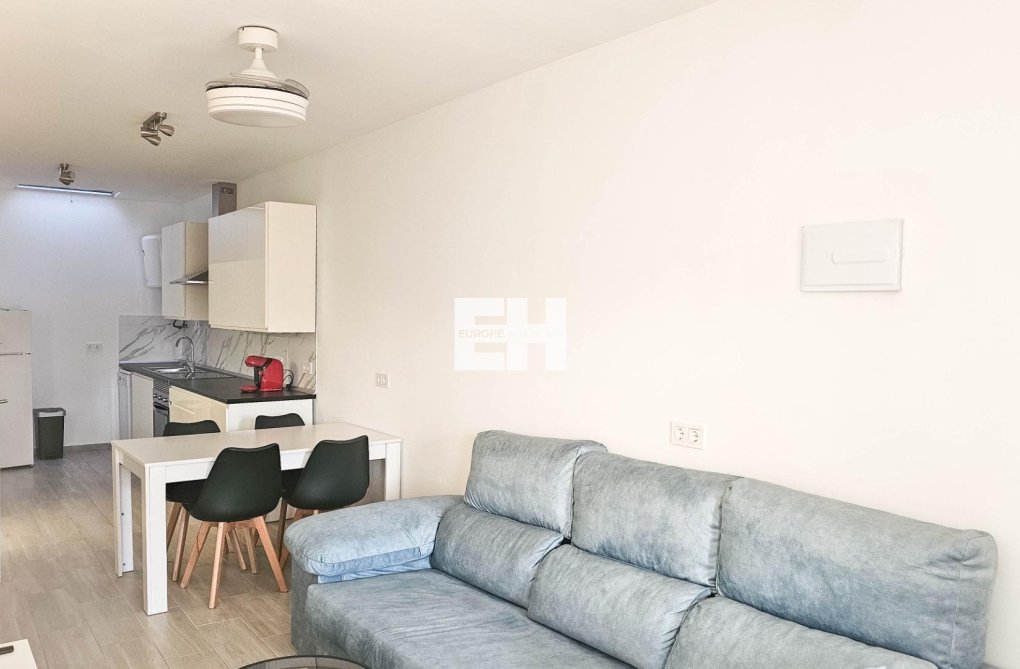 Herverkoop - town house - Torrevieja - El Limonar