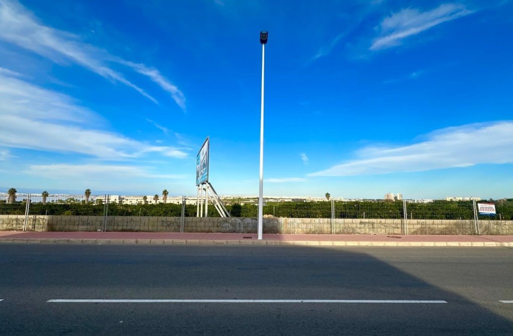 Herverkoop - town house - Torrevieja - La Siesta