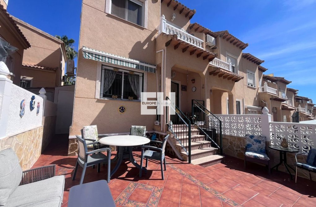 Herverkoop - town house - Villamartin - Costa Blanca
