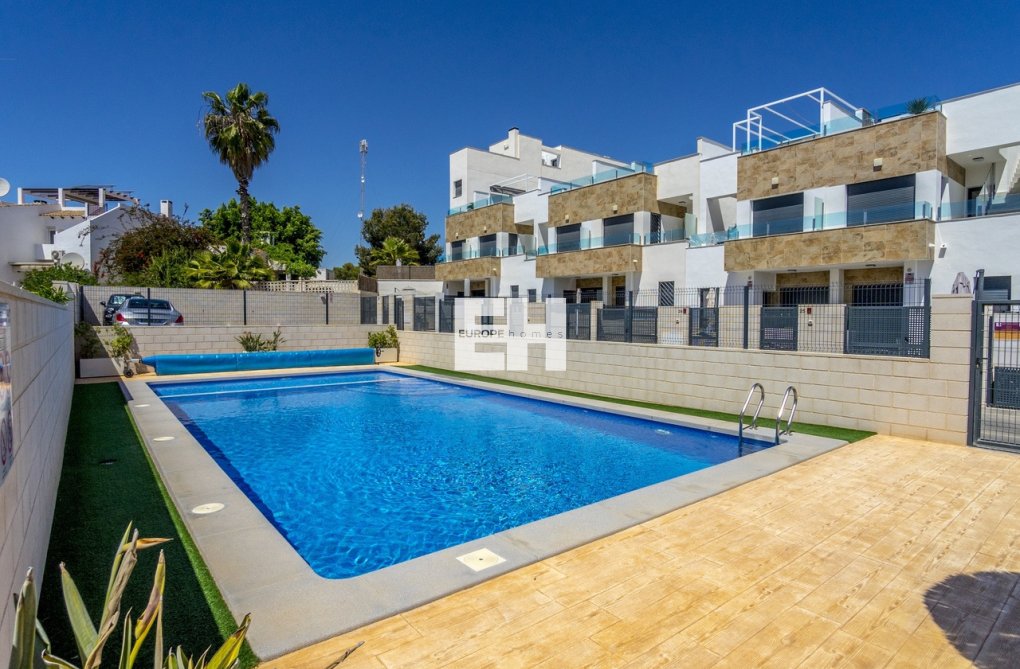 Herverkoop - town house - Villamartin - Costa Blanca