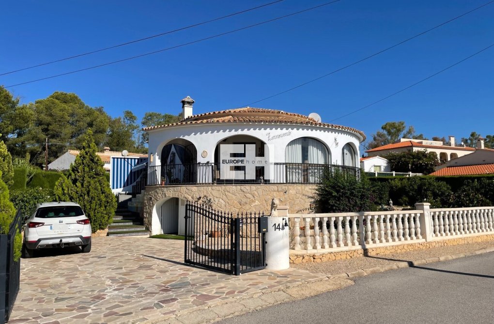 Herverkoop - villa - Alfas del Pí - Costa Blanca