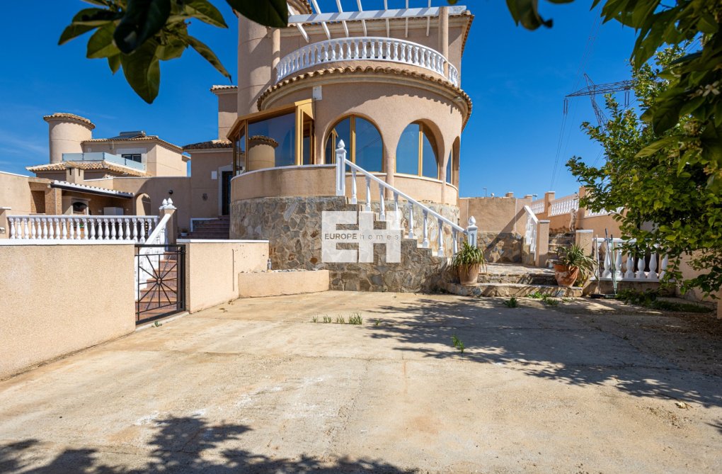 Herverkoop - villa - Benijofar - Costa Blanca