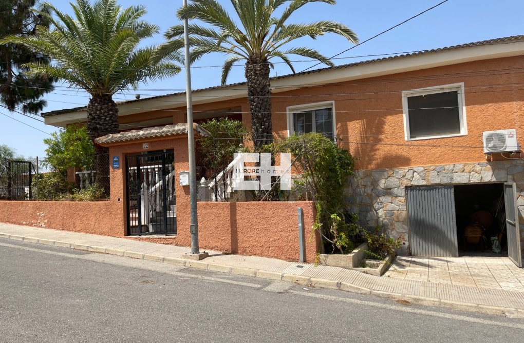 Herverkoop - villa - Benijofar - Costa Blanca