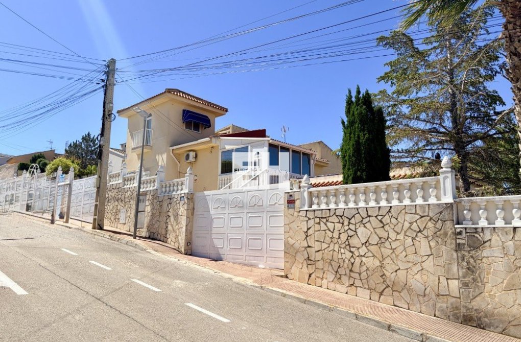 Herverkoop - villa - Ciudad Quesada - Costa Blanca