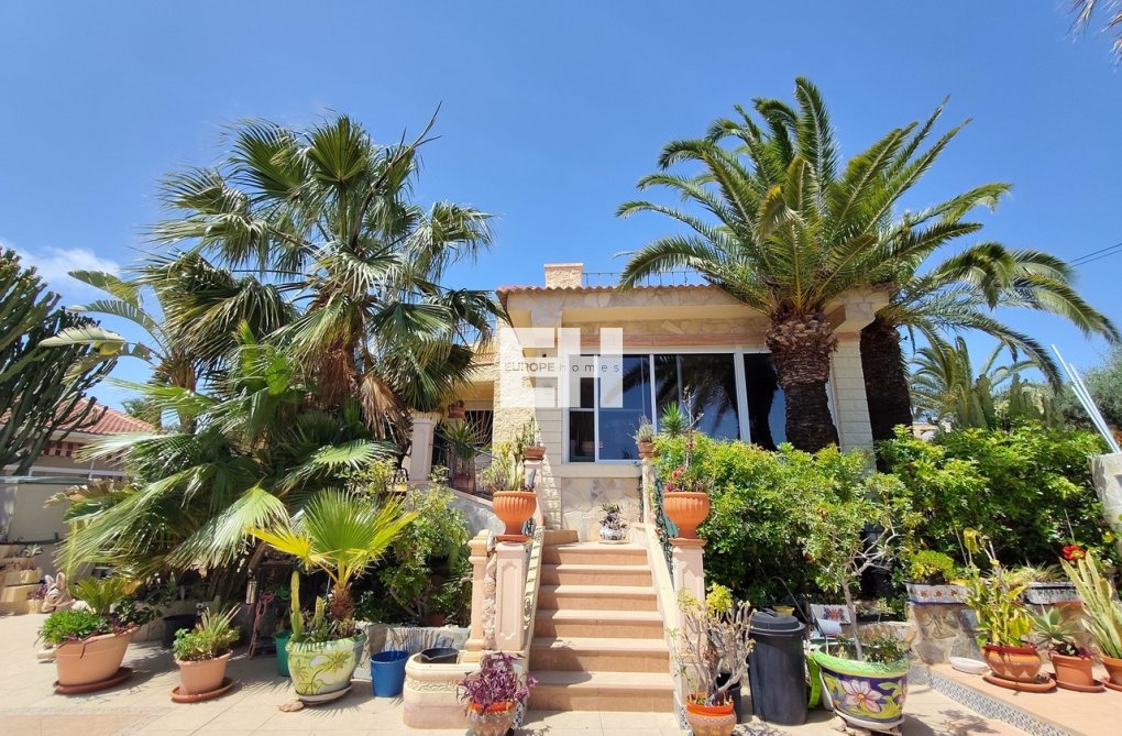 Herverkoop - villa - Ciudad Quesada - Costa Blanca