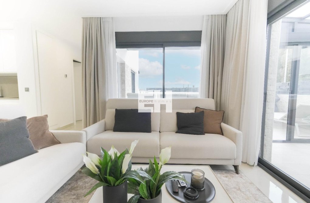 Herverkoop - villa - Dolores