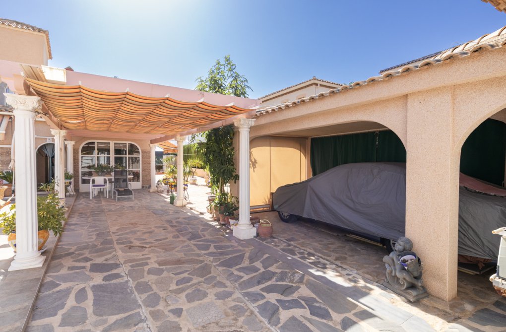 Herverkoop - villa - La Regia - Costa Blanca